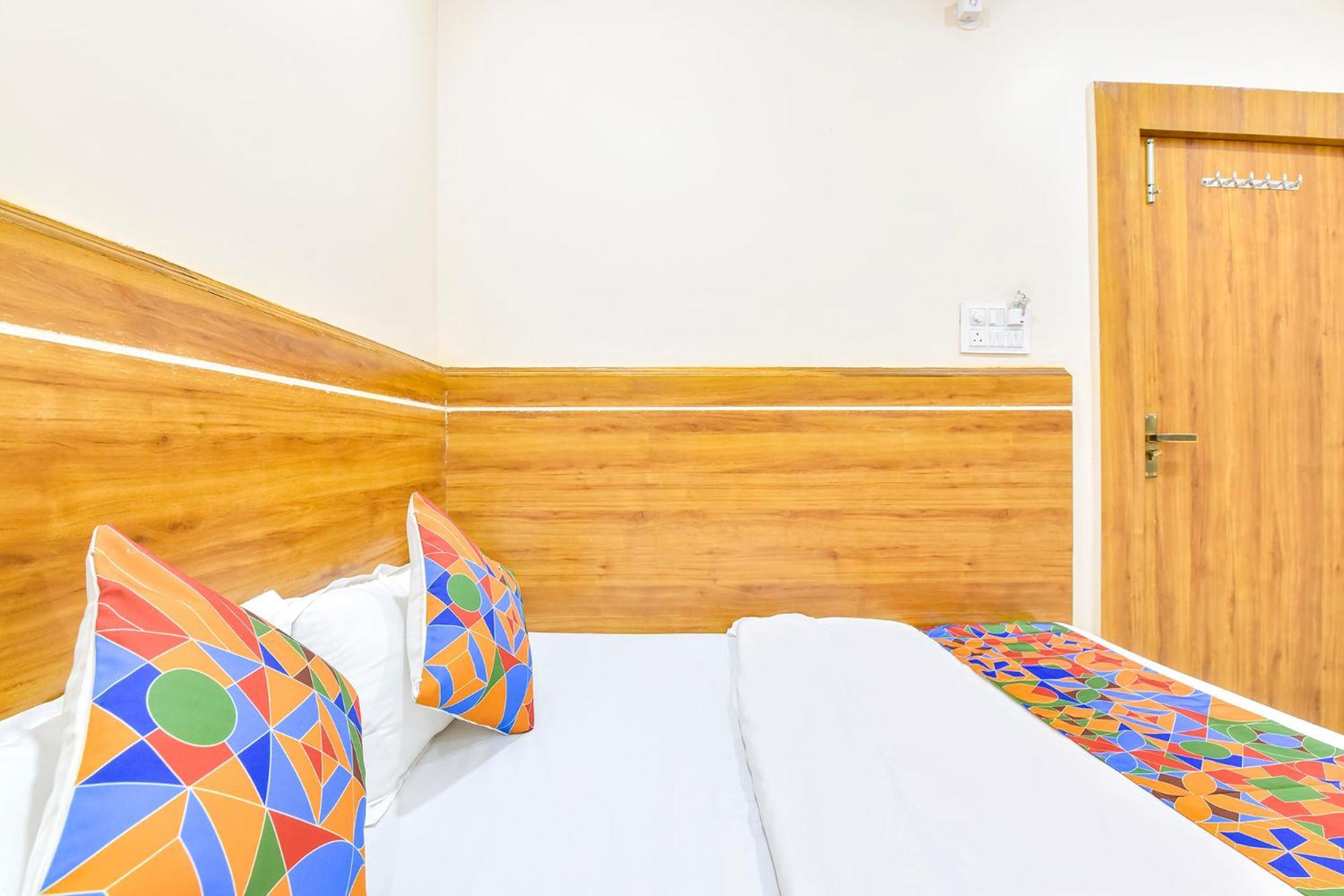 Fabhotel Somnath Ujjain Eksteriør bilde
