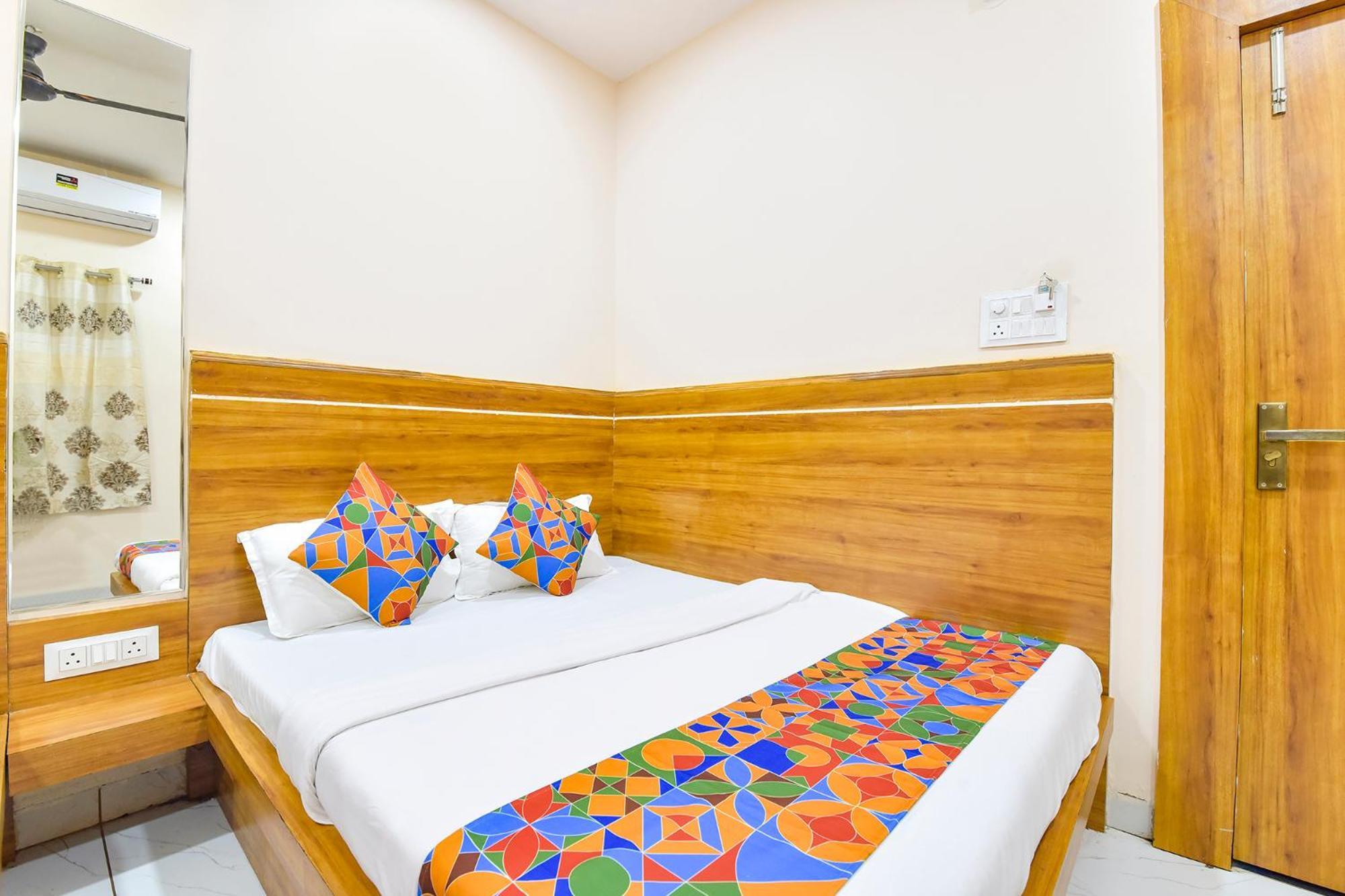 Fabhotel Somnath Ujjain Eksteriør bilde