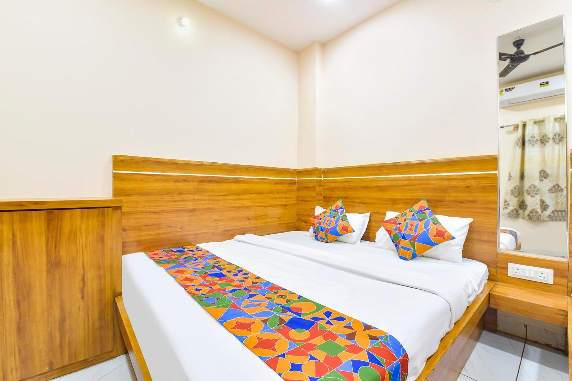 Fabhotel Somnath Ujjain Eksteriør bilde